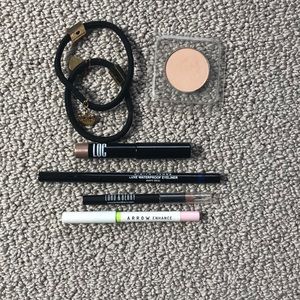 Makeup and accessory bundle
